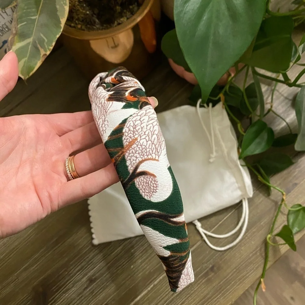 Headbands- 4/20 or 2/10! Swan print headband